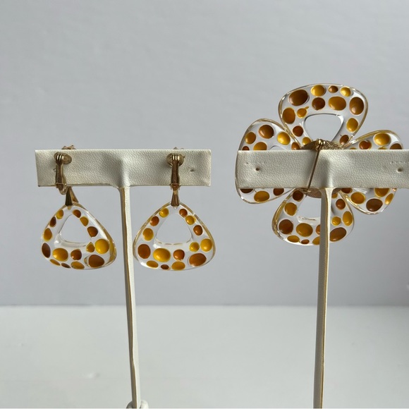 Vintage Retro Flower Power Brooch & Earrings Hong Kong - Picture 8 of 11